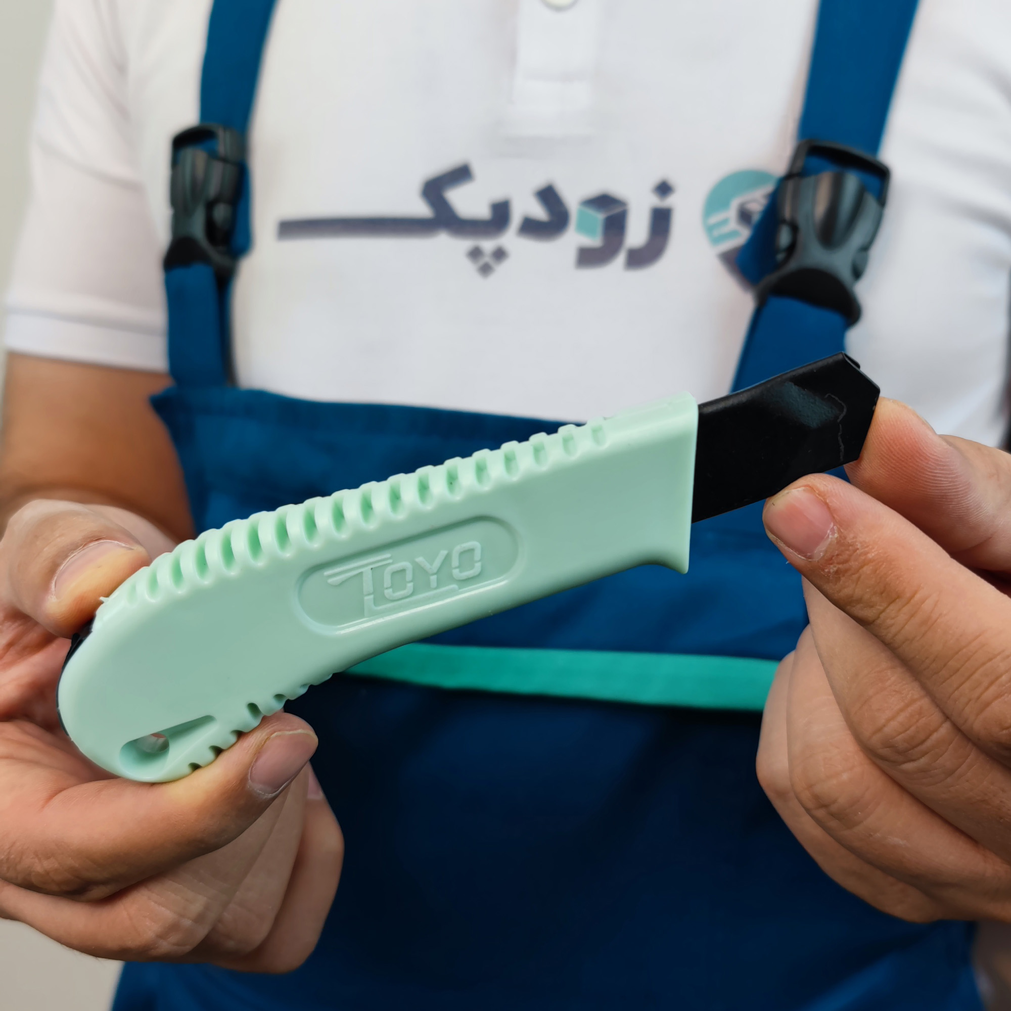 کاتر دستی 16 میلیمتر تویو (TOYO) - تصویر 3